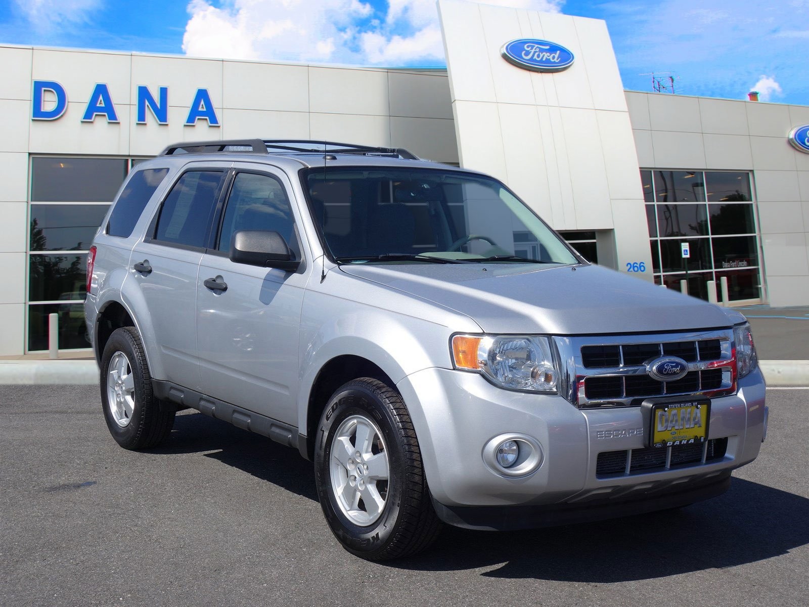 Pre Owned 2010 Ford Escape XLT