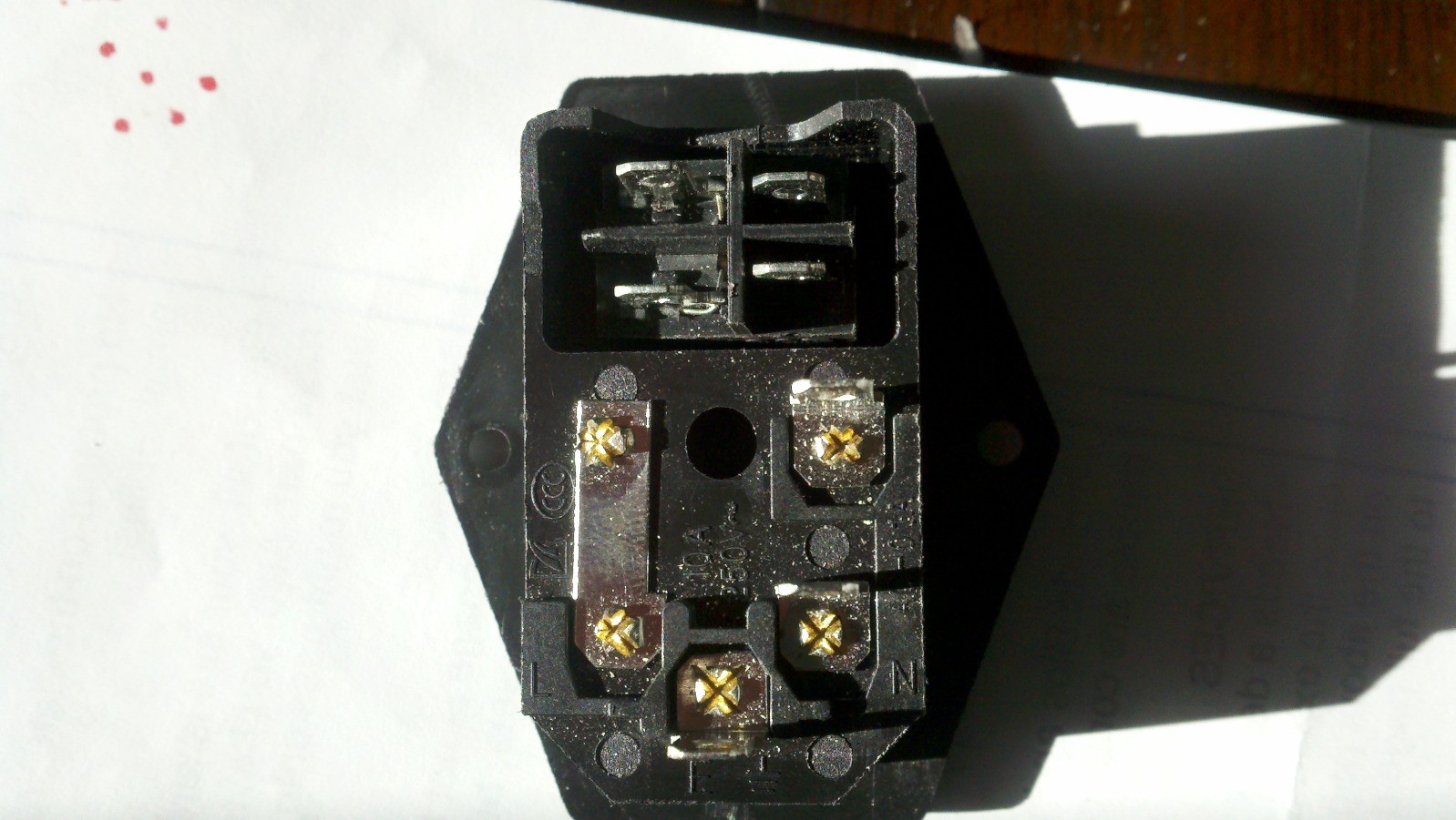 Help with wiring up a IEC320 C14 socket