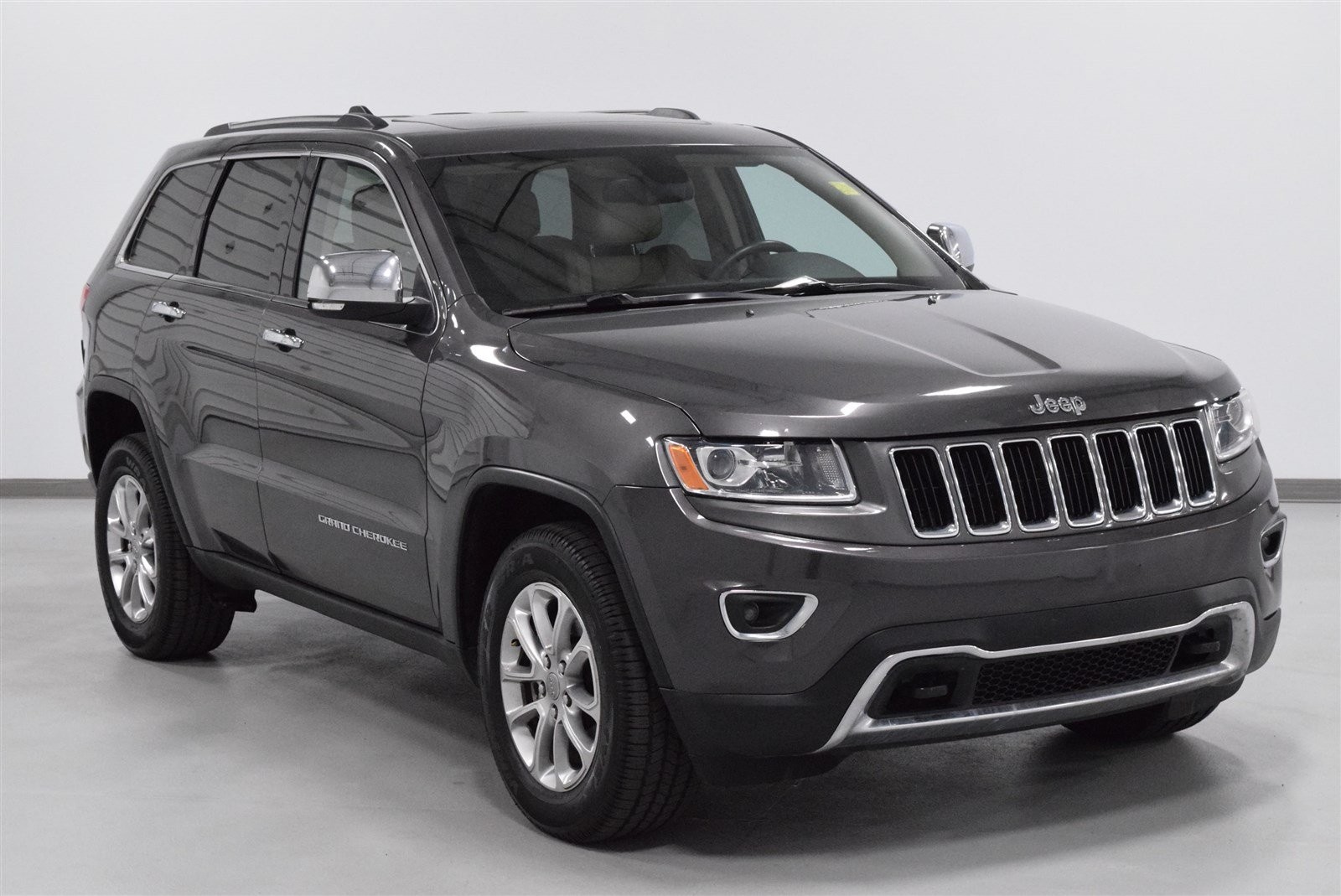 Pre Owned 2014 Jeep Grand Cherokee Limited