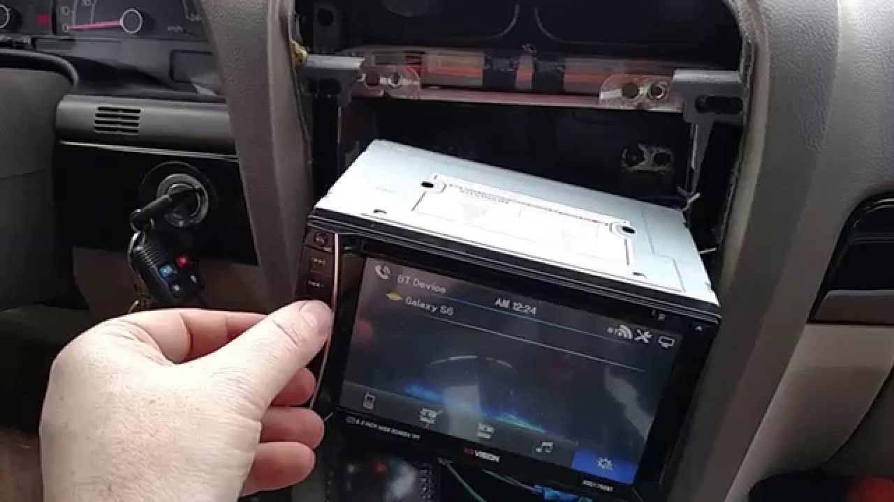 Review and install of the XO Vision double din radio with factory speakers and kicker 12s