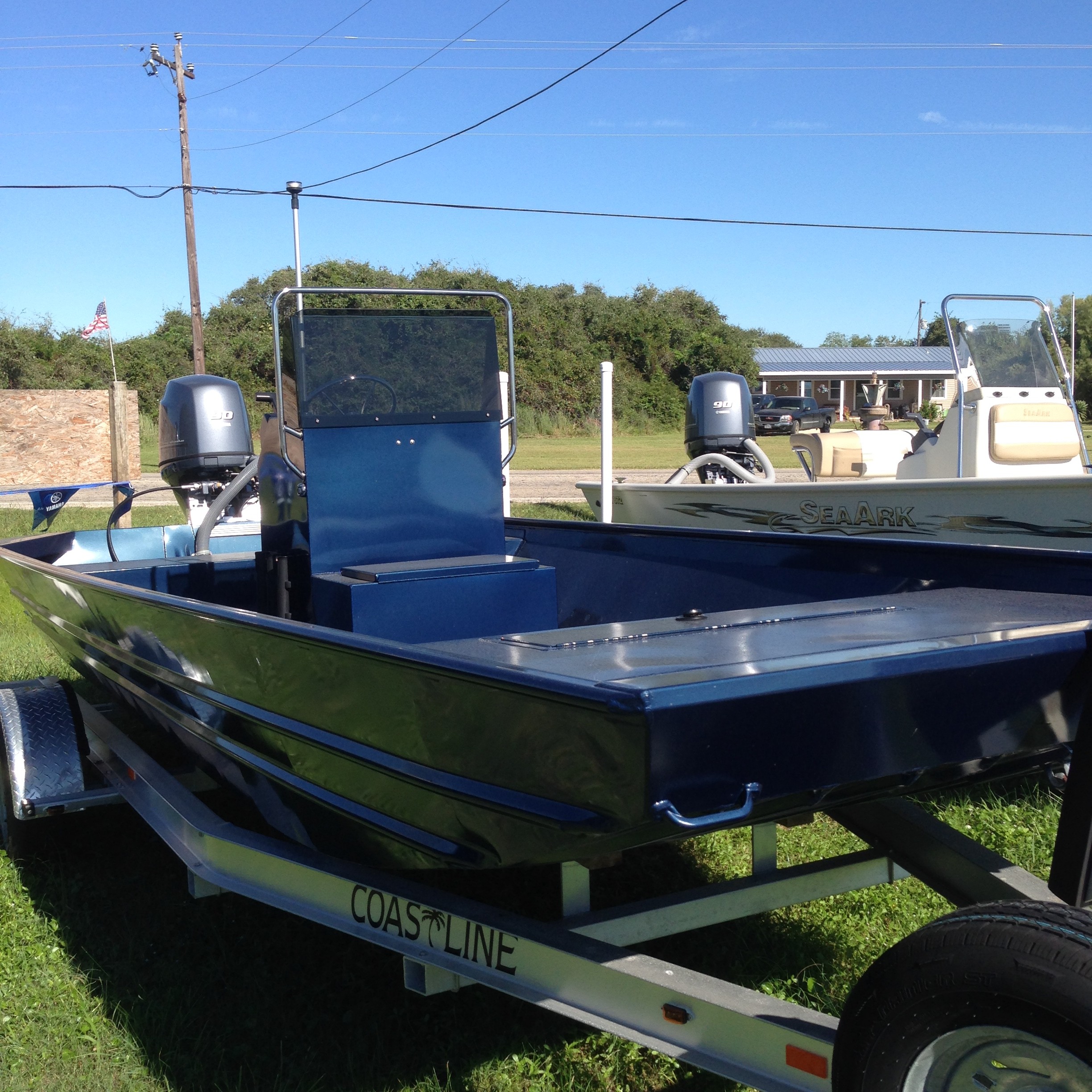 Weld craft 18 70 Flat bottom in Blue with Yamaha F90 4 stroke outboard Coastline aluminum trailer boat has 52" front deck with flush mount lid