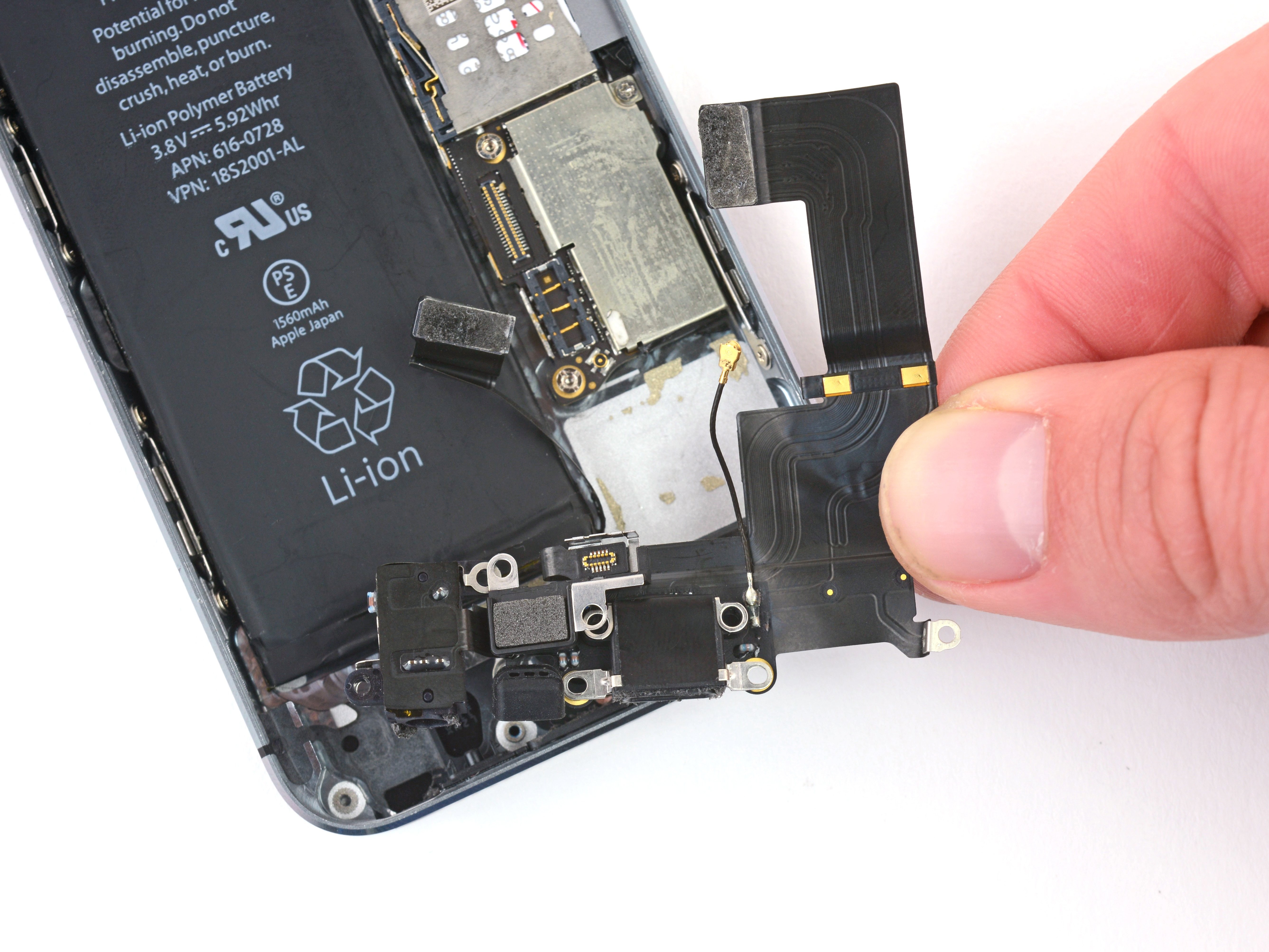 iPhone SE Lightning Connector Replacement